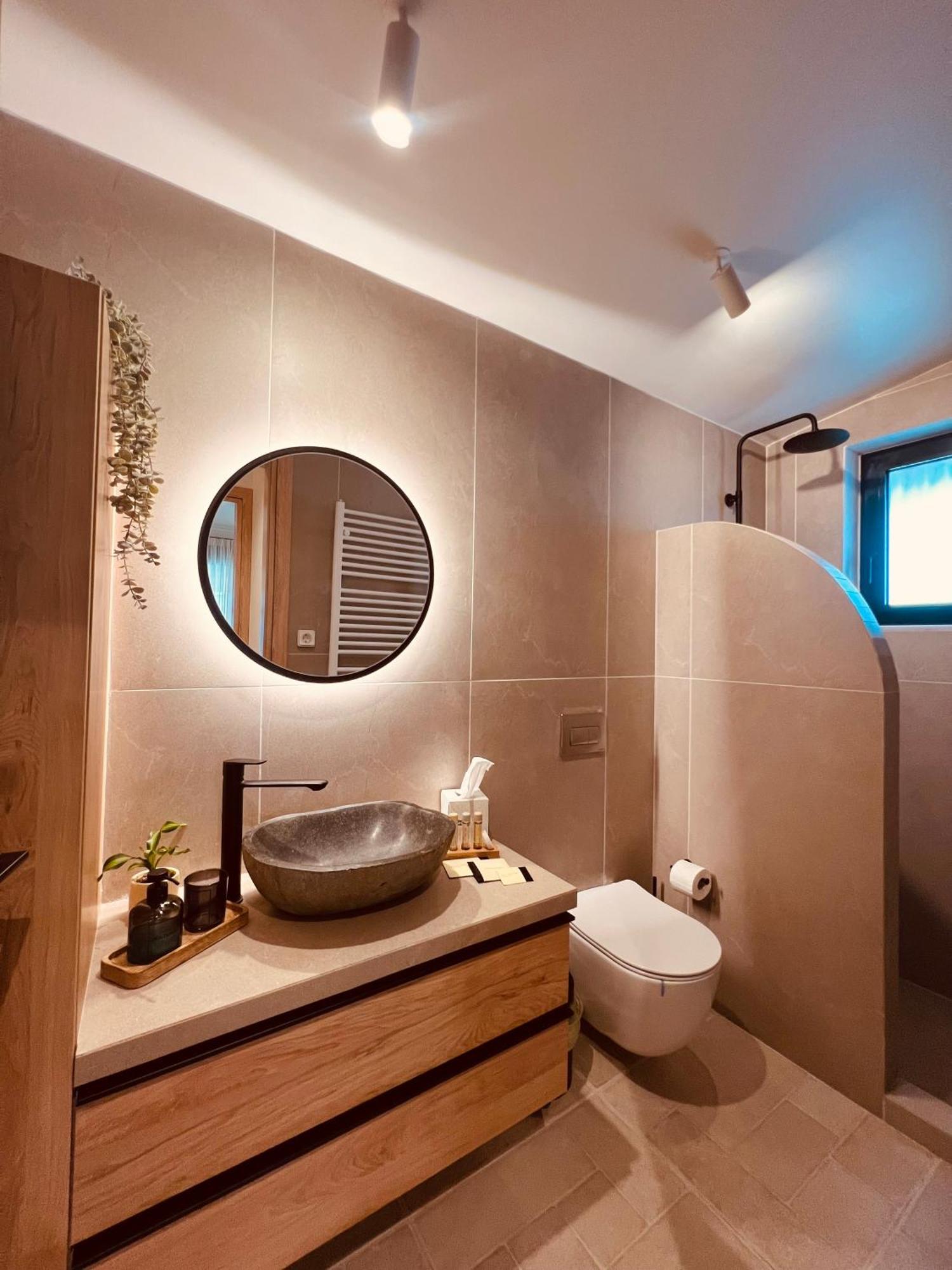 Naya Pool & Garden View Bungalow Koskinou  ภายนอก รูปภาพ