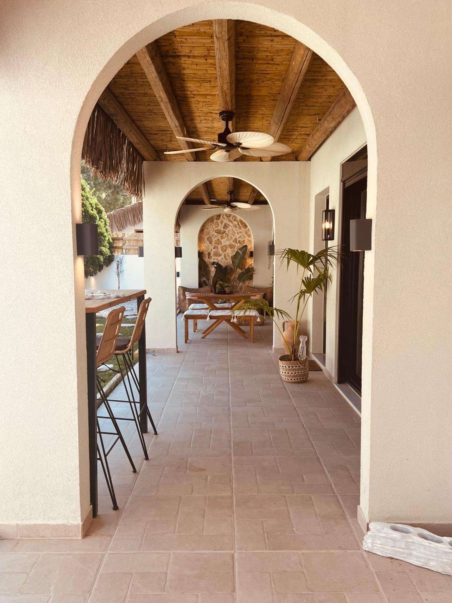 Naya Pool & Garden View Bungalow Koskinou  ภายนอก รูปภาพ