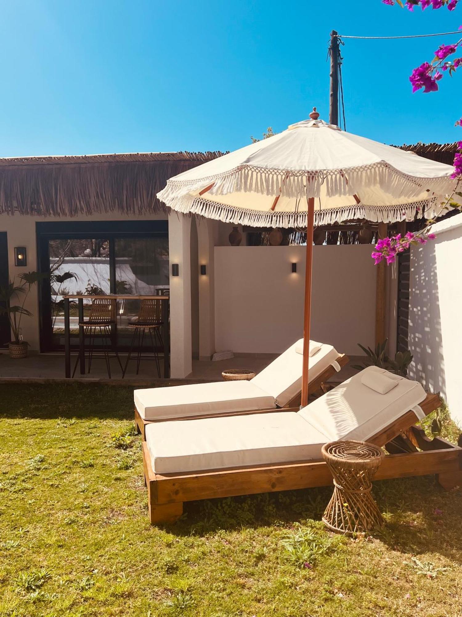 Naya Pool & Garden View Bungalow Koskinou  ภายนอก รูปภาพ
