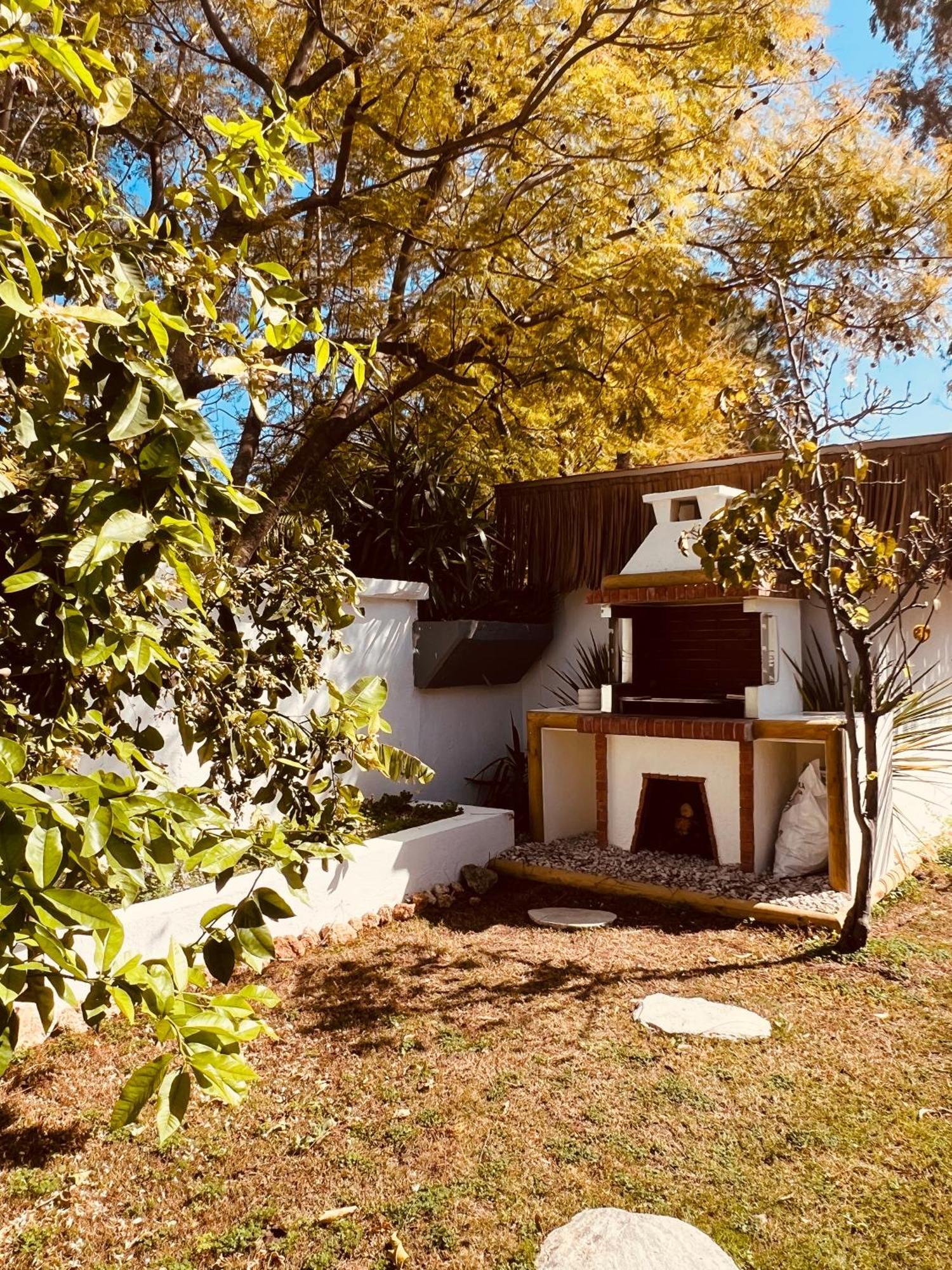 Naya Pool & Garden View Bungalow Koskinou  ภายนอก รูปภาพ
